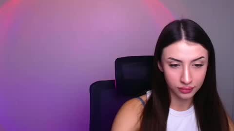 Snapshot of ariana_muur chatting on September 11, 5:18 am Ariana online show from September 11, 5:18 am