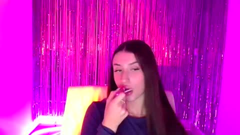 Snapshot of ariana_muur chatting on September 29, 11:37 am Ariana online show from September 29, 11:37 am