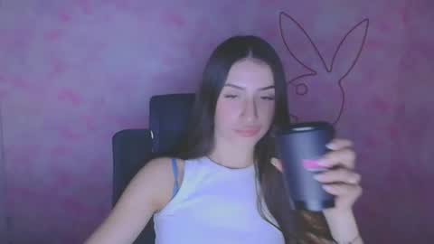 Snapshot of ariana_muur chatting on October 12, 11:20 am Ariana online show from October 12, 11:20 am