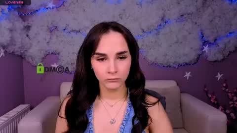 Snapshot of ariana_ross7 chatting on June 19, 9:35 am ariana_ross7 online show from June 19, 9:35 am