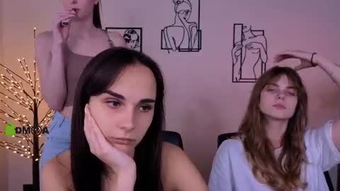 Snapshot of ariana_ross7 chatting on July 23, 1:53 pm ariana_ross7 online show from July 23, 1:53 pm