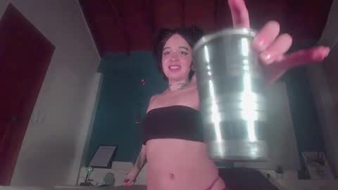 ariana_whitee online show from November 20, 6:46 am