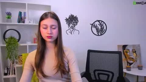 arianaa_cat online show from March 2, 8:04 pm
