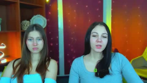 arianaa_cat online show from March 11, 6:08 am