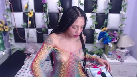 arianaa tompsoon online show from December 21, 3:47 am