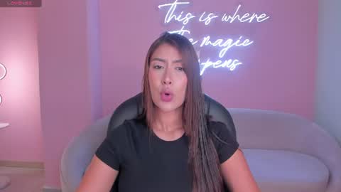 Ariana Dumont online show from July 2, 11:16 am