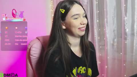 Snapshot of arianahot777 chatting on November 4, 11:59 pm arianahot777 online show from November 4, 11:59 pm