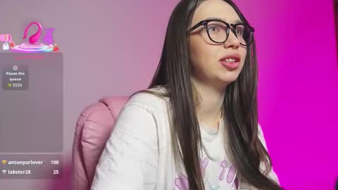 Snapshot of arianahot777 chatting on March 6, 8:38 pm arianahot777 online show from March 6, 8:38 pm