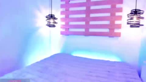 Ari  online show from September 11, 12:49 pm