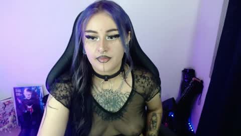 help me 100 hands up my OF is Free  online show from May 12, 12:08 am