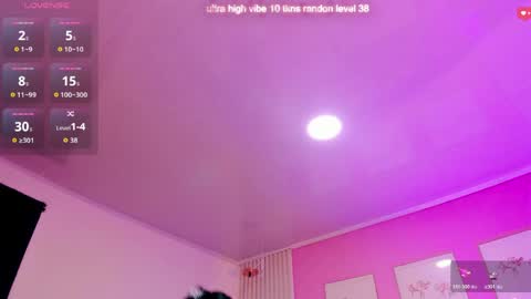 arianawest_ online show from May 2, 12:43 pm