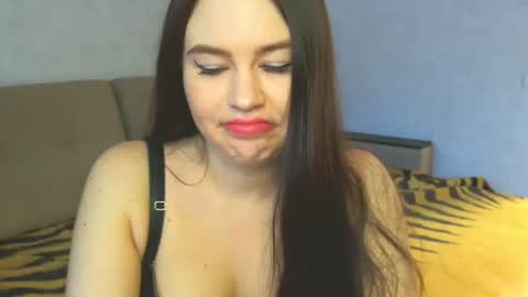 Snapshot of arianaxsky chatting on July 20, 9:01 am ArianaxSky online show from July 20, 9:01 am