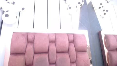 Snapshot of arianna_pearl chatting on July 7, 6:47 am arianna pearl online show from July 7, 6:47 am