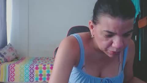 ariannaloovel online show from March 2, 5:20 pm