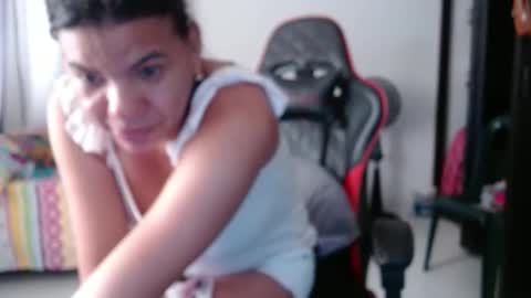 ariannaloovel online show from May 20, 3:51 pm