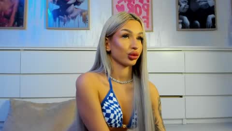 Arianna online show from May 10, 7:02 am