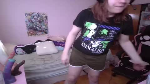 Ariathebrat online show from May 4, 9:11 pm