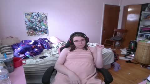 Ariathebrat online show from May 22, 9:20 pm