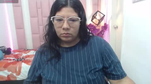 Snapshot of aridiamont_ chatting on December 28, 8:25 pm aridiamont_ online show from December 28, 8:25 pm