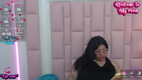 Snapshot of aridiamont_ chatting on January 17, 1:15 am aridiamont_ online show from January 17, 1:15 am