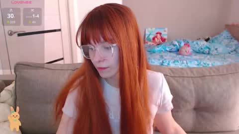 Ariel Donovan online show from November 26, 2:18 pm