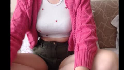 Ariella online show from October 17, 8:28 am