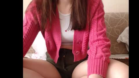 Snapshot of ariel_la chatting on February 9, 8:51 am Ariella online show from February 9, 8:51 am