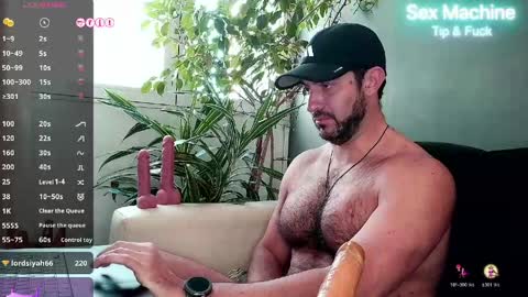 Snapshot of arielenbsas chatting on May 13, 1:19 pm Ariel online show from May 13, 1:19 pm