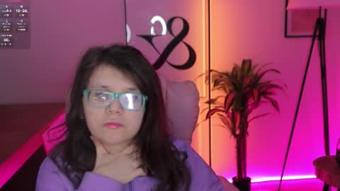 Ariell Mini online show from February 18, 6:42 am