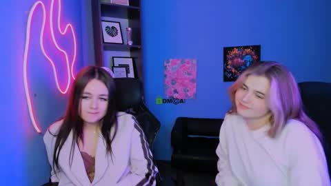 Snapshot of arielmell chatting on February 20, 3:12 pm arielmell online show from February 20, 3:12 pm