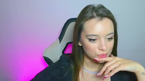 Snapshot of arielsandres chatting on October 6, 2:03 pm Ariel online show from October 6, 2:03 pm