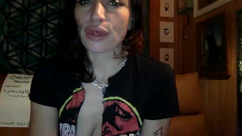 ariel  colin when hes here online show from January 11, 11:46 pm