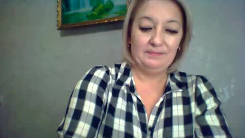 Snapshot of arielxloveresss chatting on November 28, 4:09 pm ArielXLoveresss online show from November 28, 4:09 pm