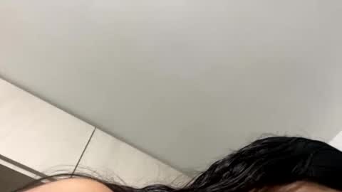 aries_plays online show from November 25, 12:32 am