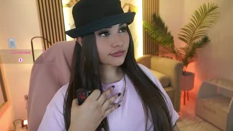 Snapshot of arigigomez chatting on May 15, 11:39 am Arigi Gomez online show from May 15, 11:39 am