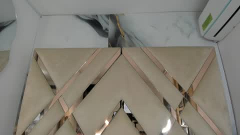 ariht online show from April 17, 10:02 pm