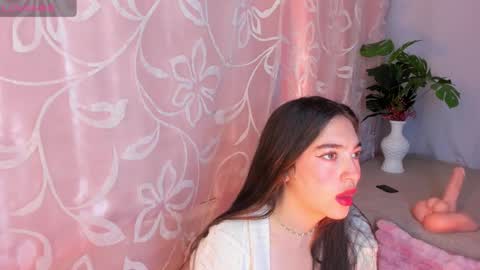 Snapshot of arii_vega chatting on November 24, 9:09 am ARII VEGA online show from November 24, 9:09 am