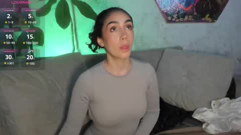 Snapshot of arikohler chatting on February 22, 2:56 am AriKohler online show from February 22, 2:56 am