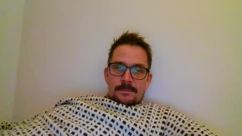 ariparikrigsmann online show from December 24, 10:39 pm