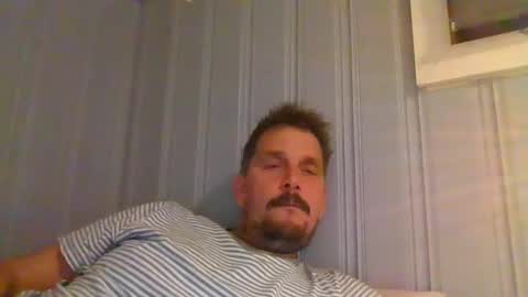 ariparikrigsmann online show from September 26, 8:13 pm