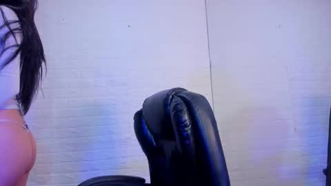 aris_logan online show from May 9, 5:12 am