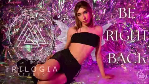   Nice to meet you  thumb up me please its important I  LOOK MY BIO DOWN online show from December 24, 7:49 am