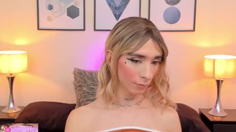   Nice to meet you  thumb up me please its important I  LOOK MY BIO DOWN online show from February 25, 5:30 am