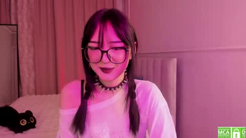 Ariya online show from April 14, 2:12 pm