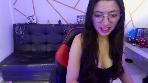 Snapshot of arizbeth_johansson chatting on September 19, 1:01 pm arizbeth_johansson online show from September 19, 1:01 pm