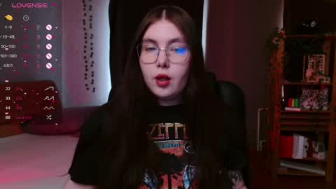 Astrid online show from May 26, 11:39 am