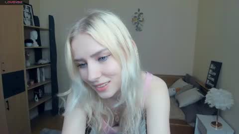 Emily online show from July 15, 8:19 am