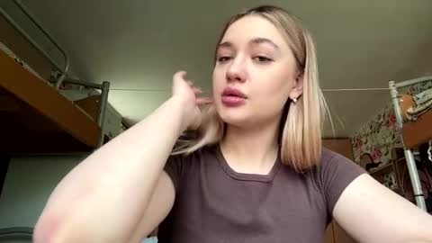 Kate online show from May 17, 7:06 am