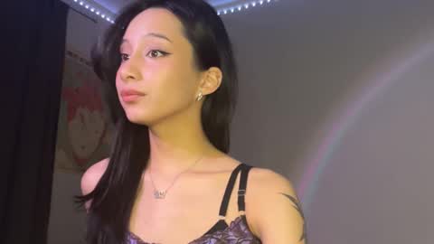 Snapshot of arlicee chatting on May 1, 12:48 am arlicee online show from May 1, 12:48 am