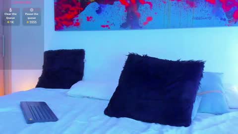   online show from February 6, 5:03 am